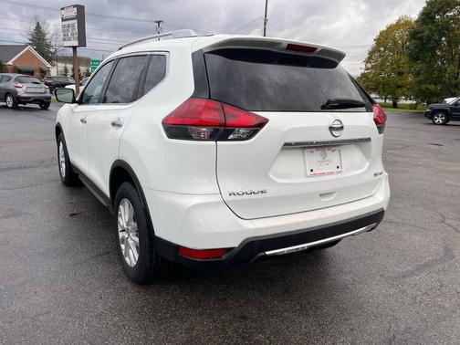 2017 Nissan Rogue SV