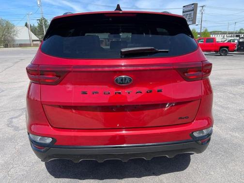 Hyper Red 2022 Kia Sportage S
