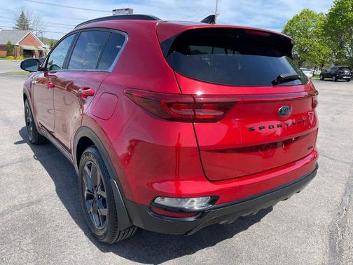 Hyper Red 2022 Kia Sportage S