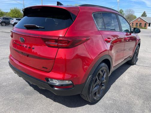 Hyper Red 2022 Kia Sportage S