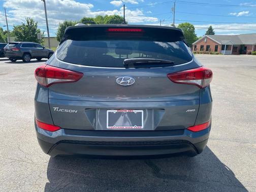 Coliseum Gray 2017 Hyundai TUCSON SE