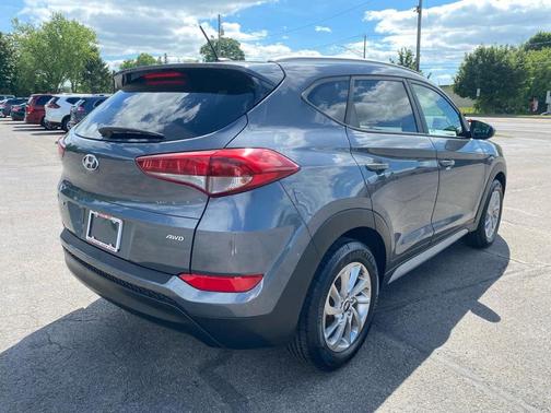 Coliseum Gray 2017 Hyundai TUCSON SE