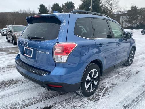 2017 Subaru Forester 2.5i Limited