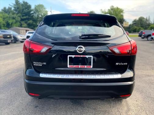 2017 Nissan Rogue Sport SV
