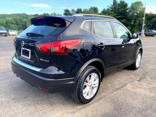 2017 Nissan Rogue Sport SV