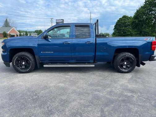 Deep Ocean Blue Metallic 2018 Chevrolet Silverado 1500 2LT