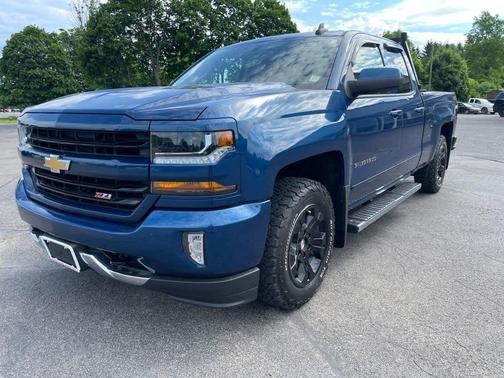 Deep Ocean Blue Metallic 2018 Chevrolet Silverado 1500 2LT
