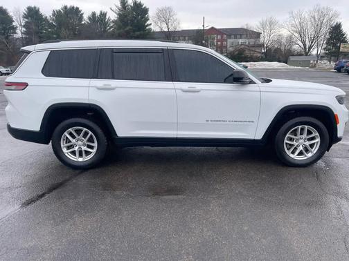 2021 Jeep Grand Cherokee L Laredo