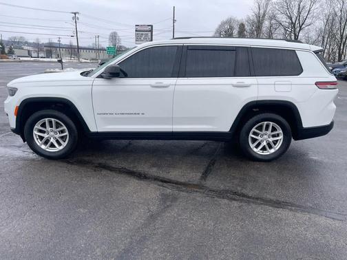 2021 Jeep Grand Cherokee L Laredo