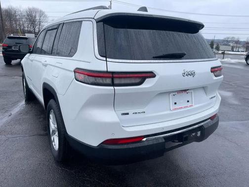 2021 Jeep Grand Cherokee L Laredo