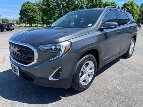 Graphite Gray Metallic 2019 GMC Terrain SLE