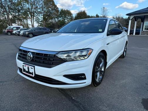 Pure White 2020 Volkswagen Jetta 1.4T R-Line