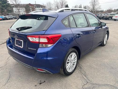 2018 Subaru Impreza 2.0i Premium