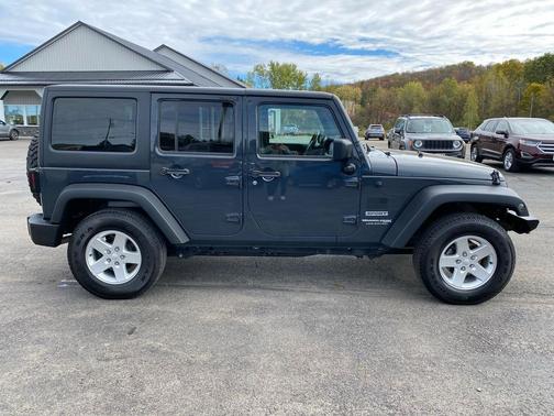 2018 Jeep Wrangler JK Unlimited Sport