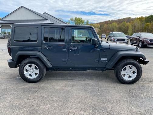 2018 Jeep Wrangler JK Unlimited Sport