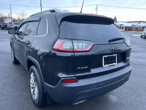 2021 Jeep Cherokee Latitude Lux