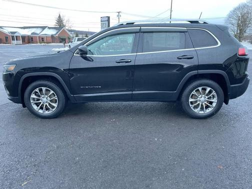 2021 Jeep Cherokee Latitude Lux