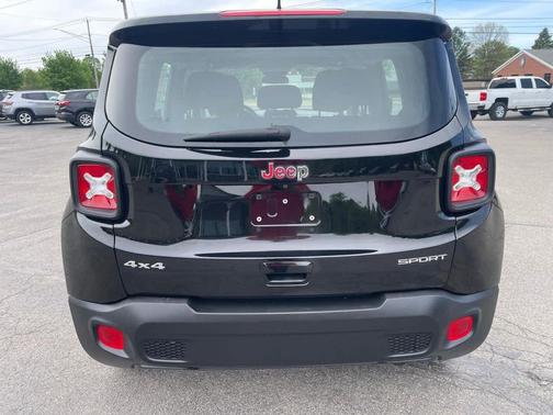 Black Clearcoat 2019 Jeep Renegade Sport