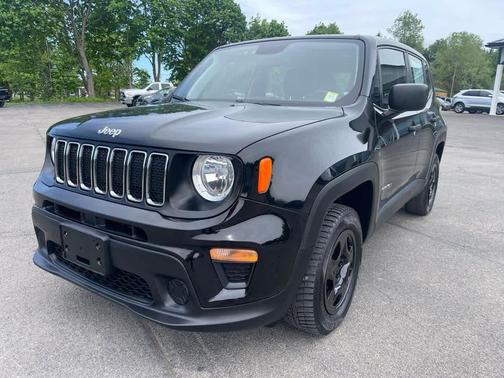 Black Clearcoat 2019 Jeep Renegade Sport