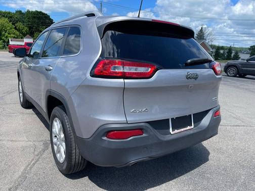 Billet Silver Metallic Clearcoat 2018 Jeep Cherokee Latitude