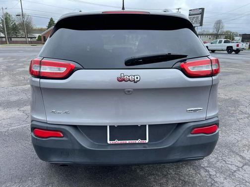 Billet Silver Metallic Clearcoat 2018 Jeep Cherokee Latitude