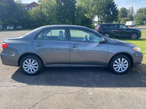 Magnetic Gray Metallic 2012 Toyota Corolla LE
