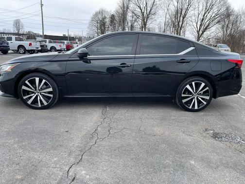2019 Nissan Altima 2.5 SR