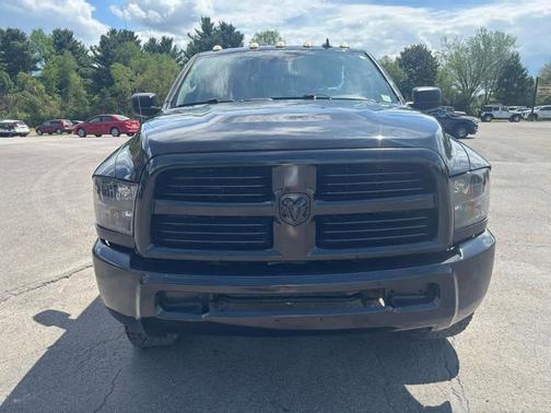 Brilliant Black Crystal Pearlcoat 2017 RAM 2500 Big Horn Crew Cab 4x4 6'4' Box