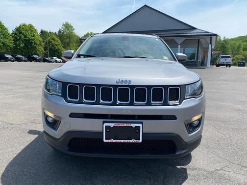 Billet Silver Metallic Clearcoat 2019 Jeep Compass Latitude