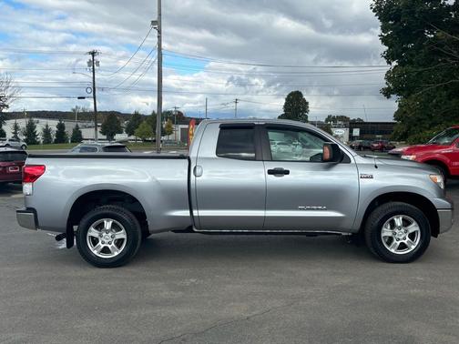 Silver Sky Metallic 2013 Toyota Tundra Grade