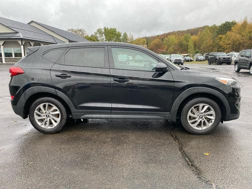 2018 Hyundai TUCSON SE