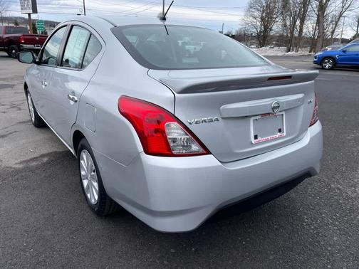 2019 Nissan Versa 1.6 SV