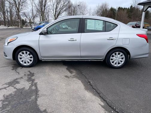 2019 Nissan Versa 1.6 SV