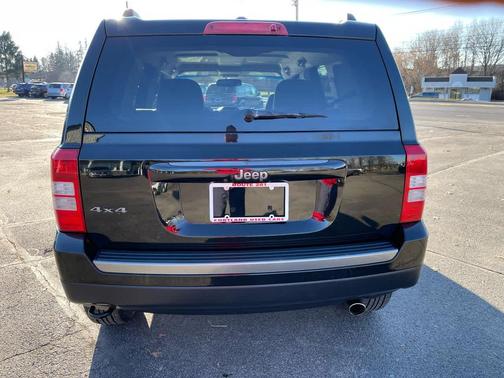 2017 Jeep Patriot Sport