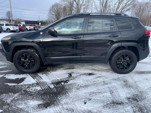 2017 Jeep Cherokee Trailhawk