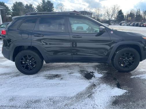2017 Jeep Cherokee Trailhawk