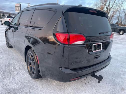 2019 Chrysler Pacifica Touring Plus