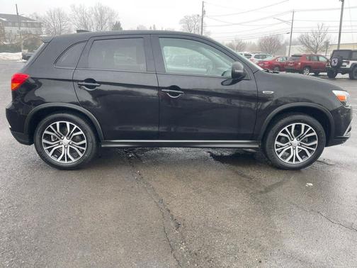 2018 Mitsubishi Outlander Sport 2.0 ES