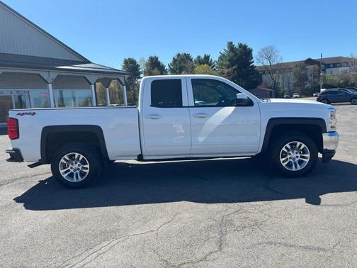 Summit White 2018 Chevrolet Silverado 1500 1LT