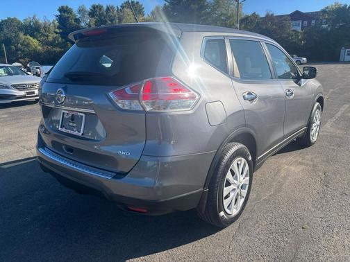 2015 Nissan Rogue S