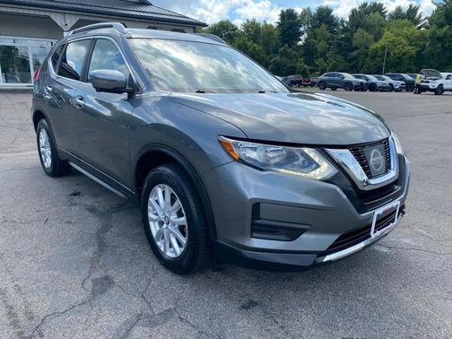 Gun Metallic 2017 Nissan Rogue SV