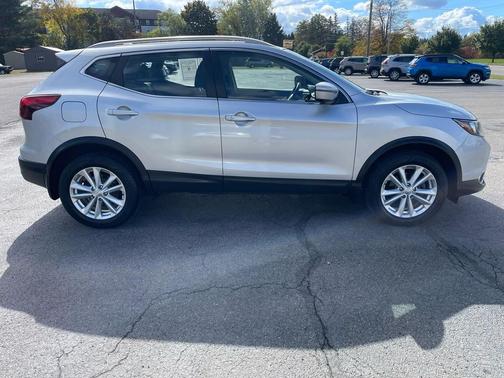 2017 Nissan Rogue Sport SV