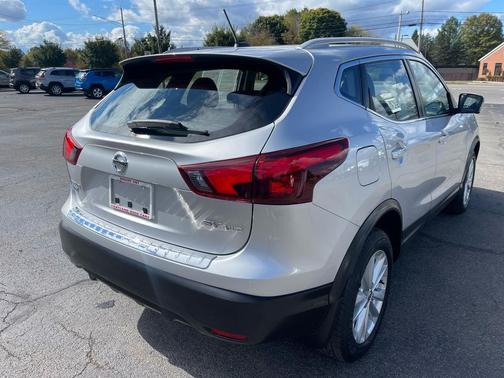 2017 Nissan Rogue Sport SV
