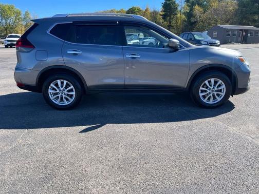 2020 Nissan Rogue SV