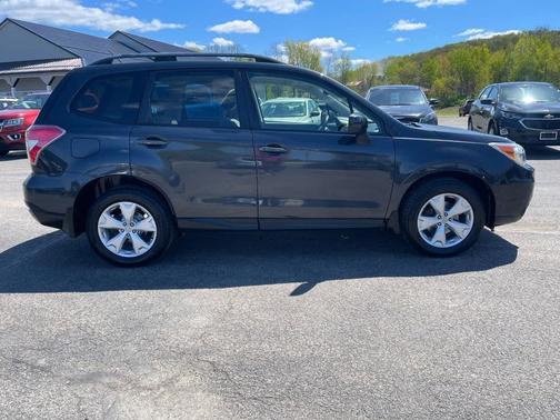Dark Gray Metallic 2015 Subaru Forester 2.5i Premium