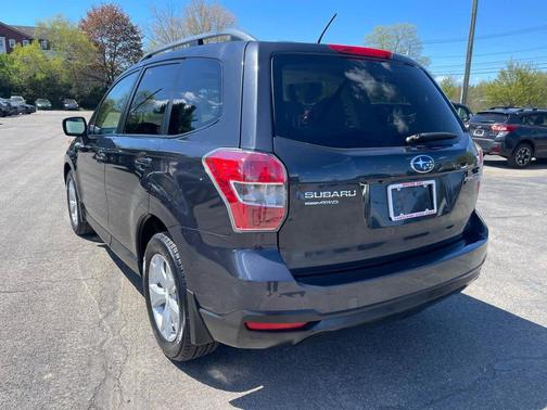 Dark Gray Metallic 2015 Subaru Forester 2.5i Premium