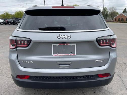 Billet Silver Metallic Clearcoat 2019 Jeep Compass Latitude