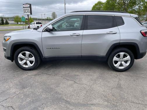 Billet Silver Metallic Clearcoat 2019 Jeep Compass Latitude