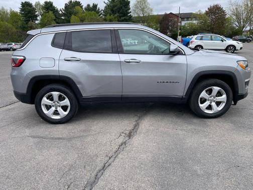 Billet Silver Metallic Clearcoat 2019 Jeep Compass Latitude