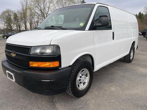 Summit White 2019 Chevrolet Express 2500 Work Van